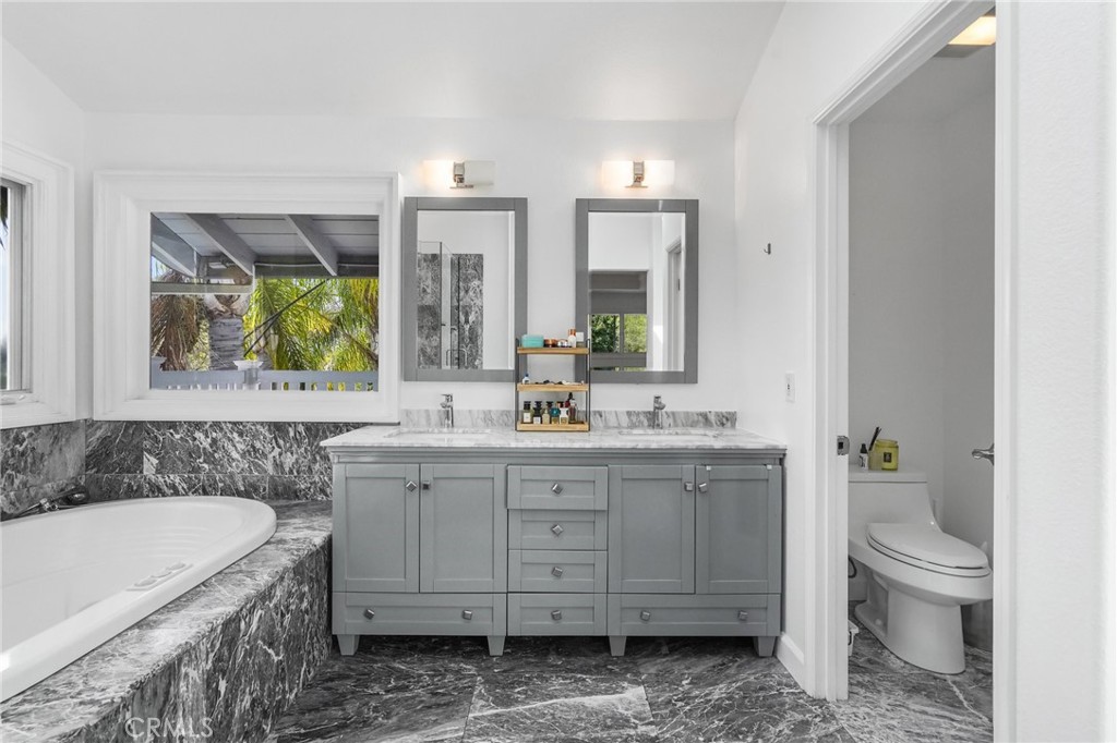 10392 Shadyridge Drive