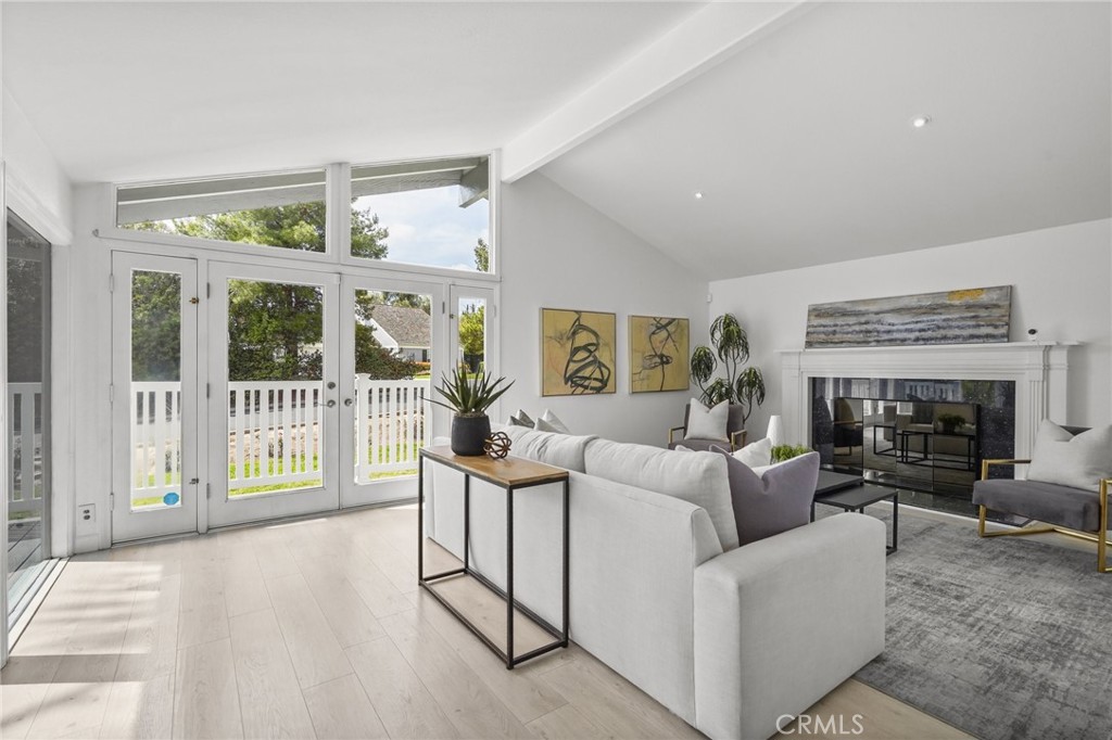 10392 Shadyridge Drive