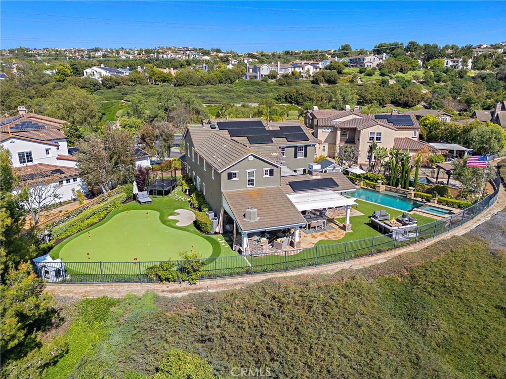 17 Christopher Street