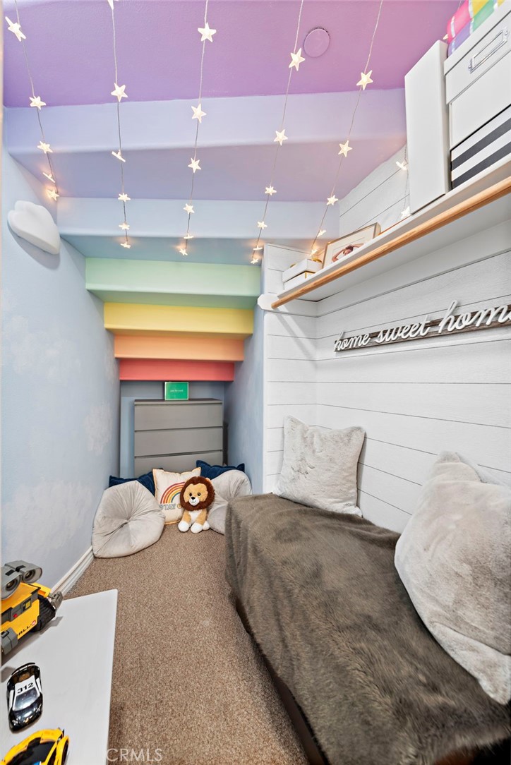 17 Christopher Street