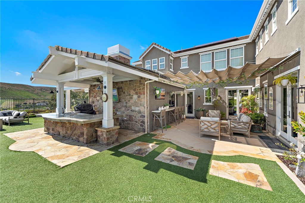 17 Christopher Street