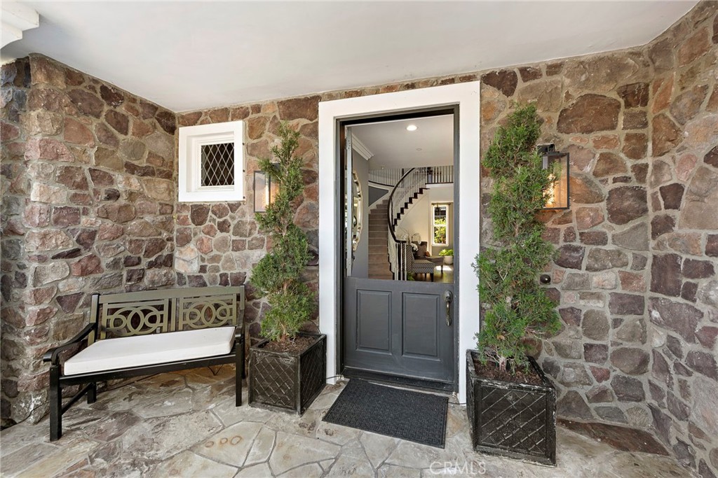 17 Christopher Street