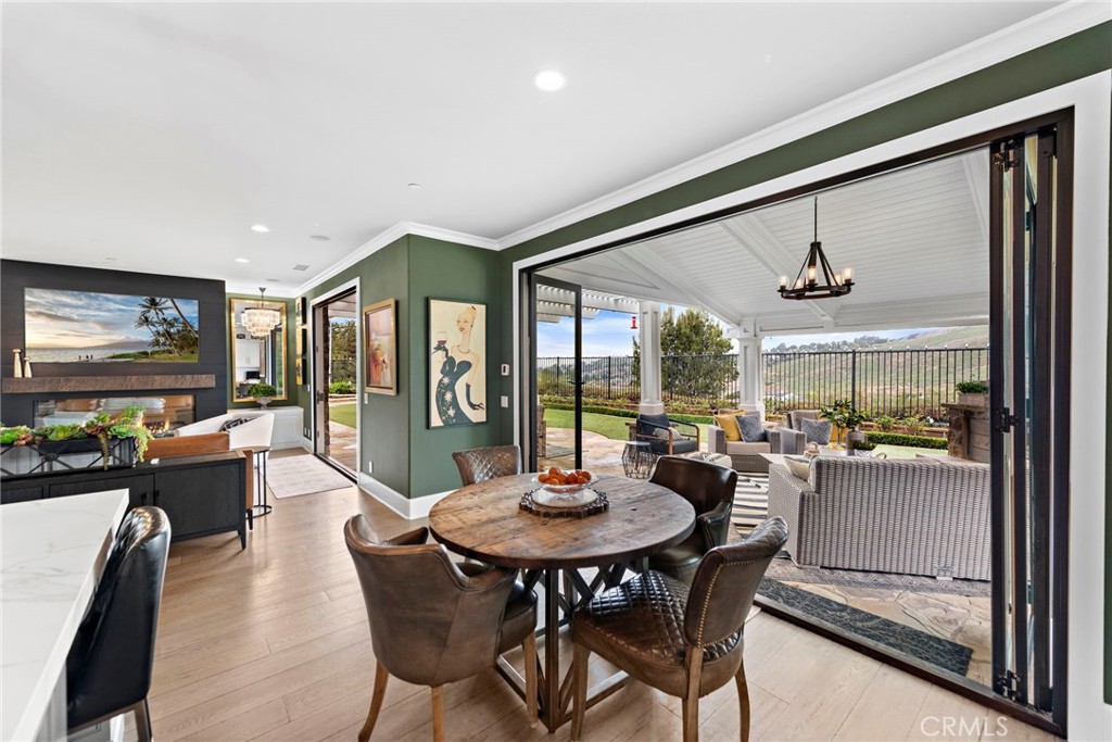 17 Christopher Street