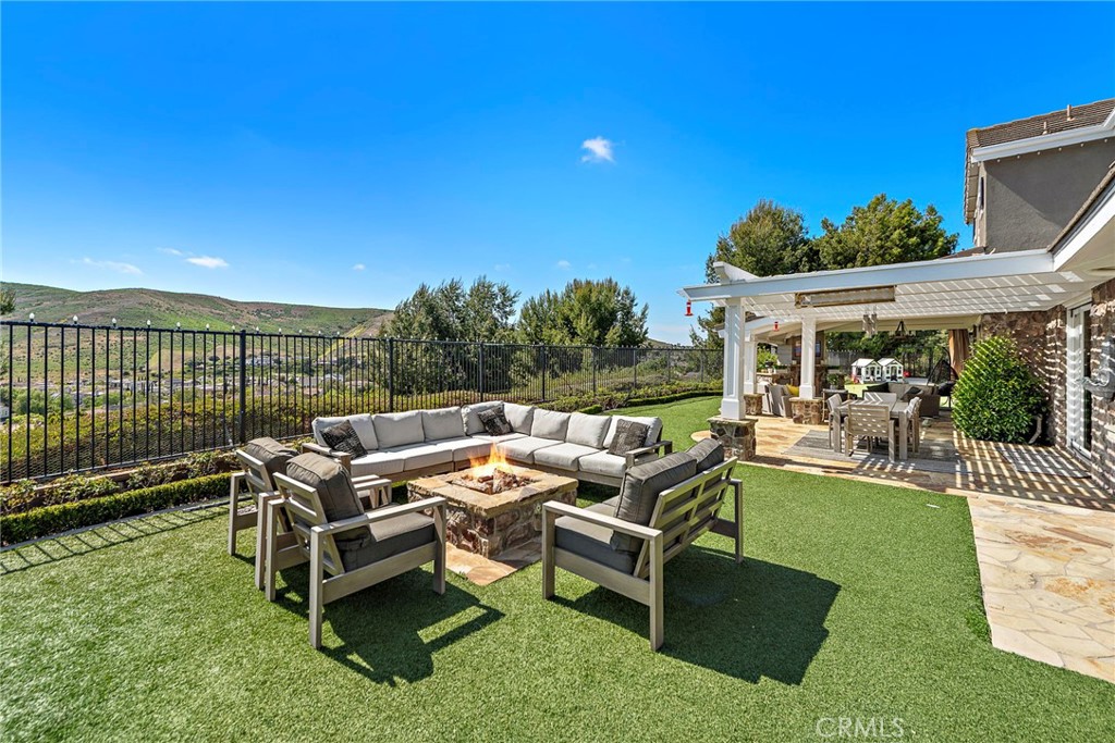 17 Christopher Street