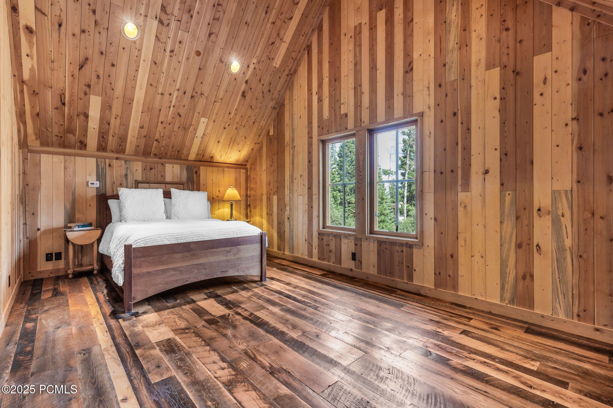 2500 W White Pine Lane