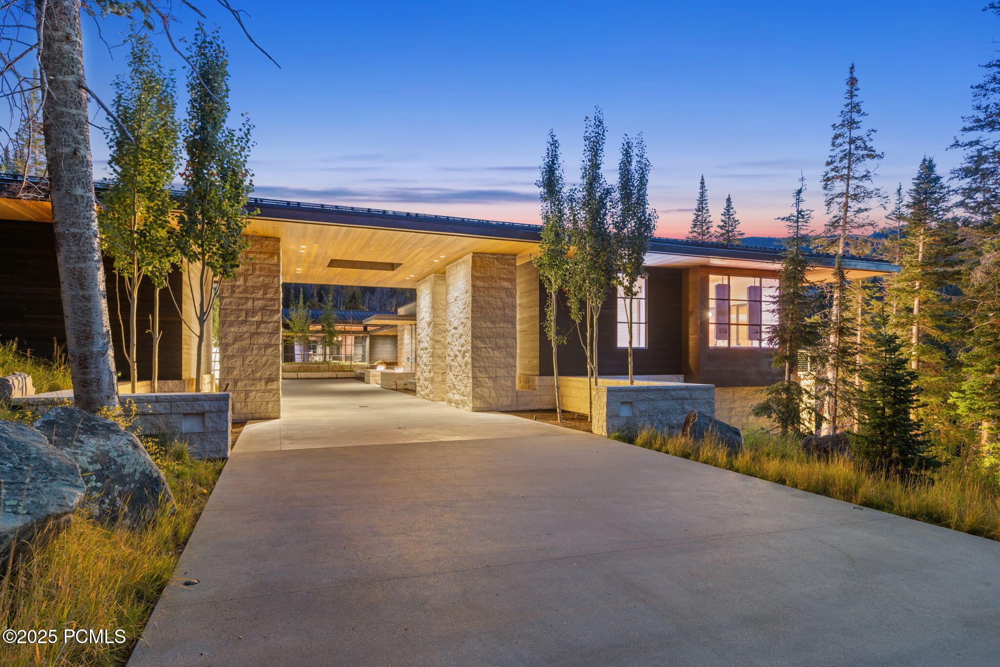 253 White Pine Canyon Rd