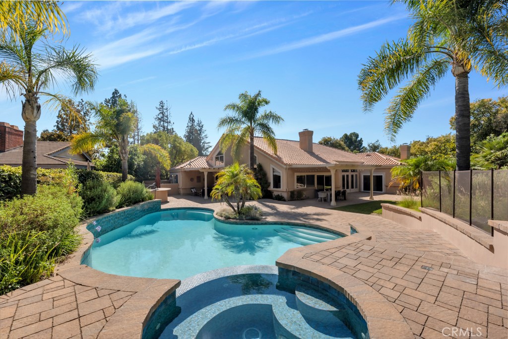 4228 Saddlecrest Lane