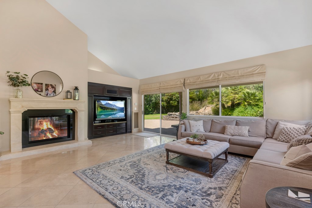 4228 Saddlecrest Lane