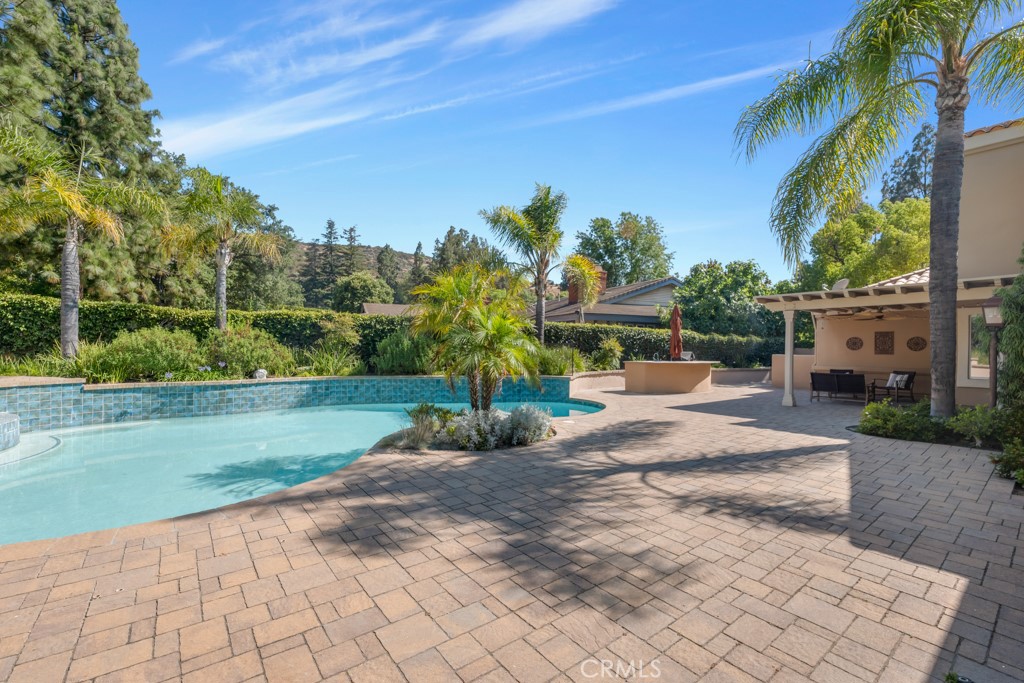 4228 Saddlecrest Lane