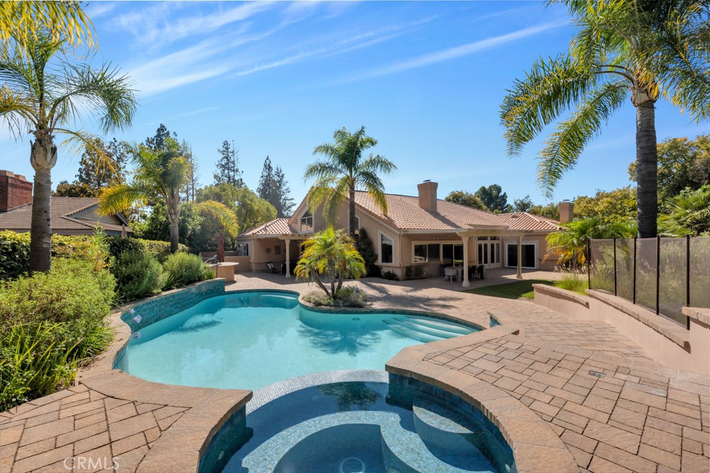 4228 Saddlecrest Lane