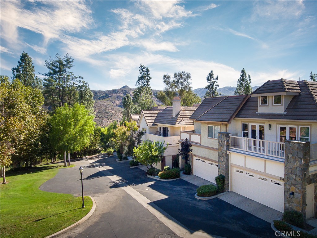 3315 View Pointe