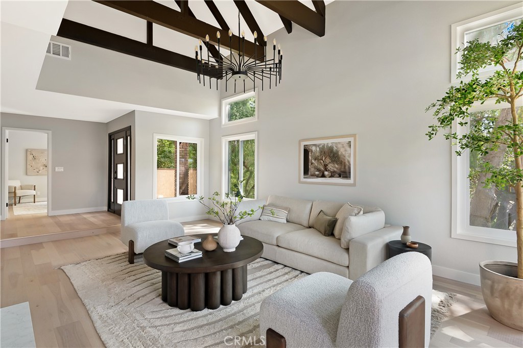 3315 View Pointe