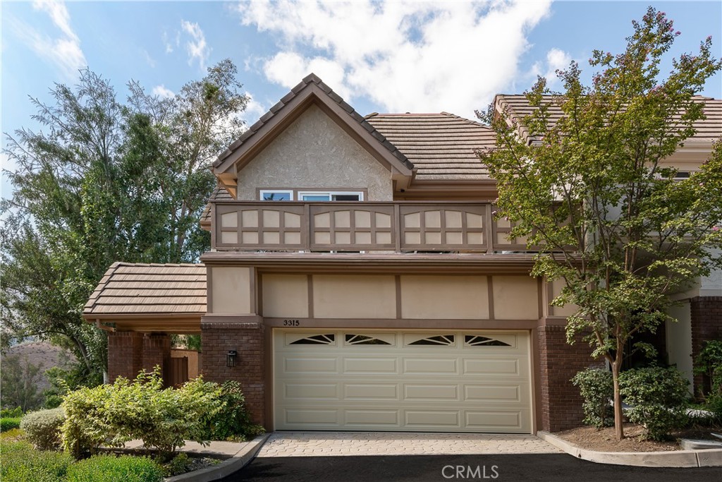 3315 View Pointe