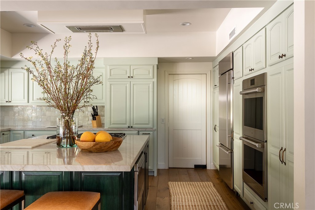 3620 River Farm Drive