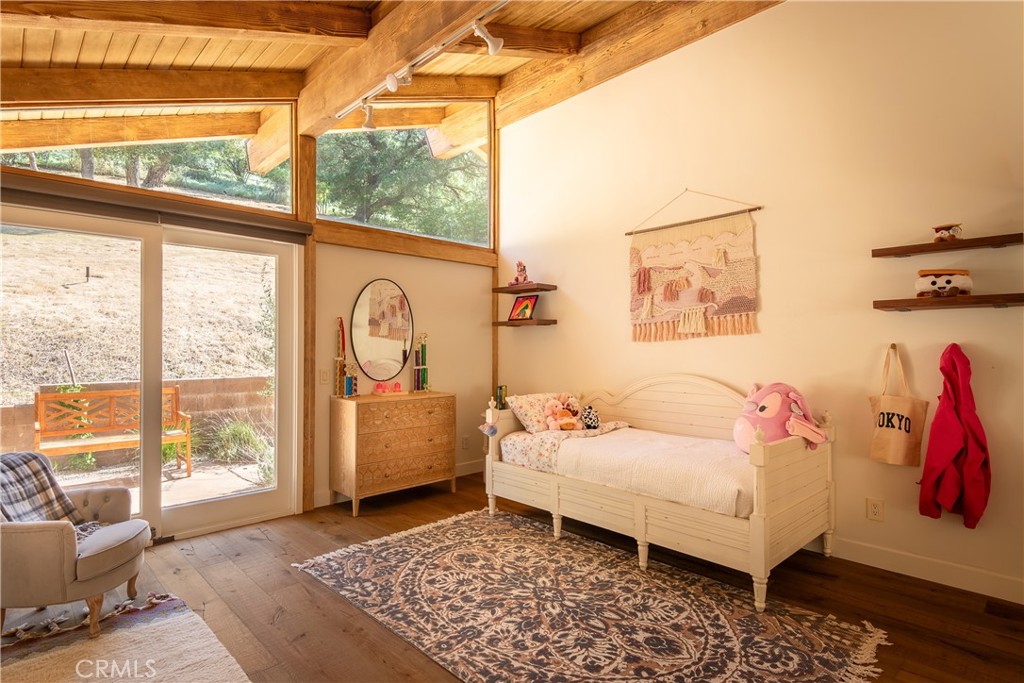 3620 River Farm Drive