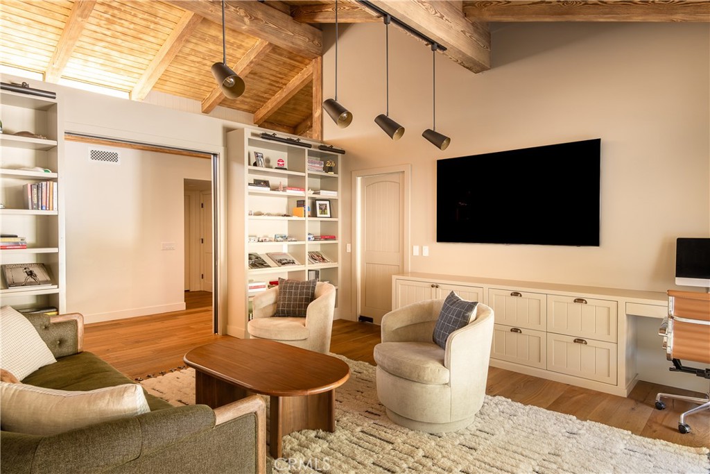 3620 River Farm Drive