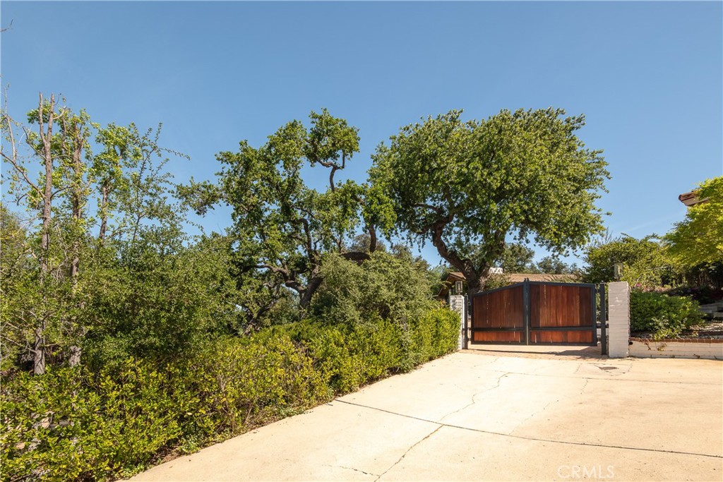 3620 River Farm Drive