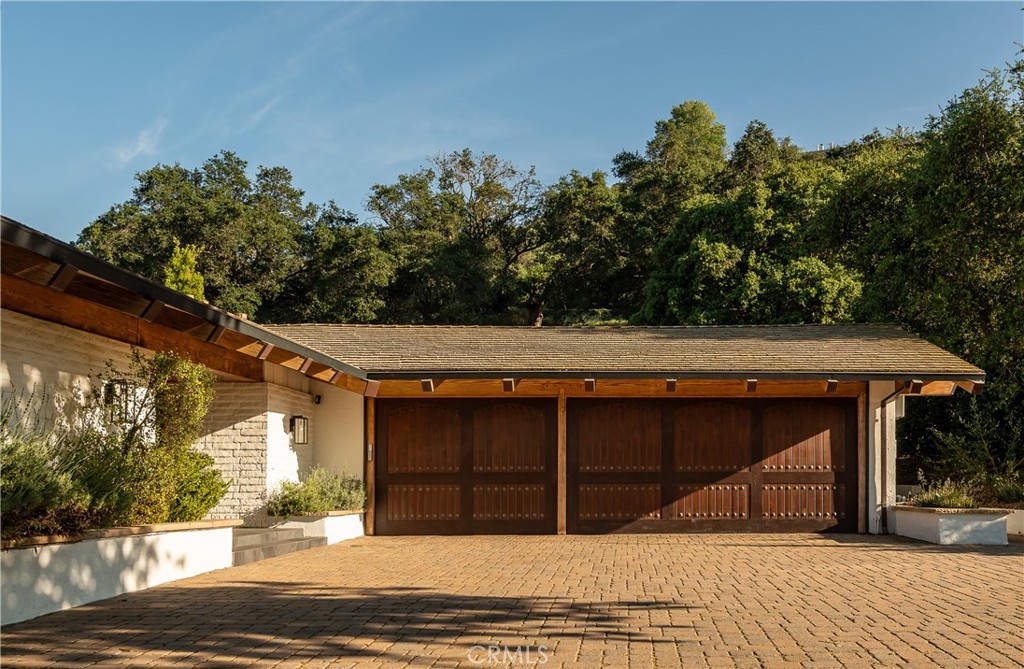 3620 River Farm Drive