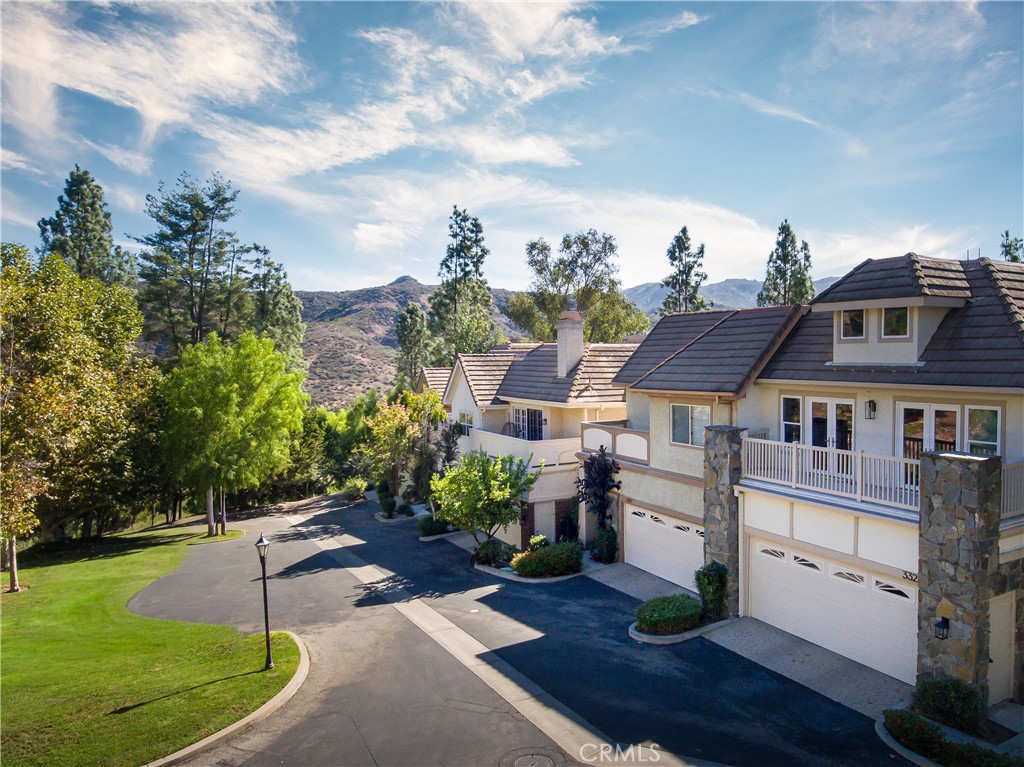 3317 View Pointe Drive