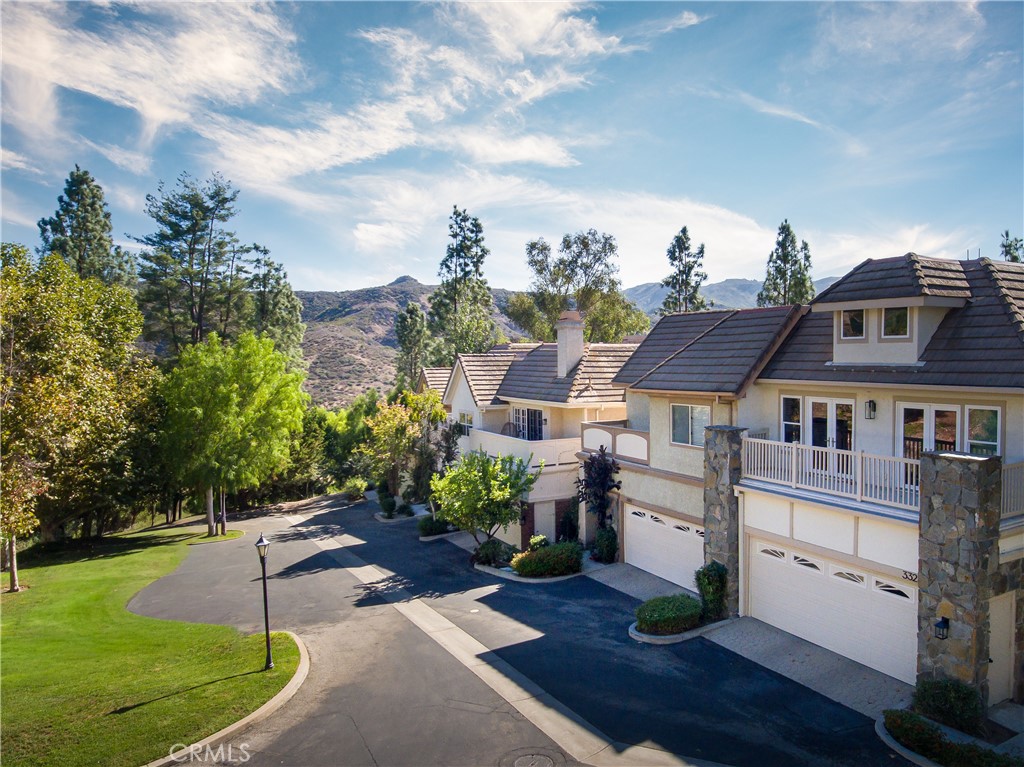 3317 View Pointe Drive