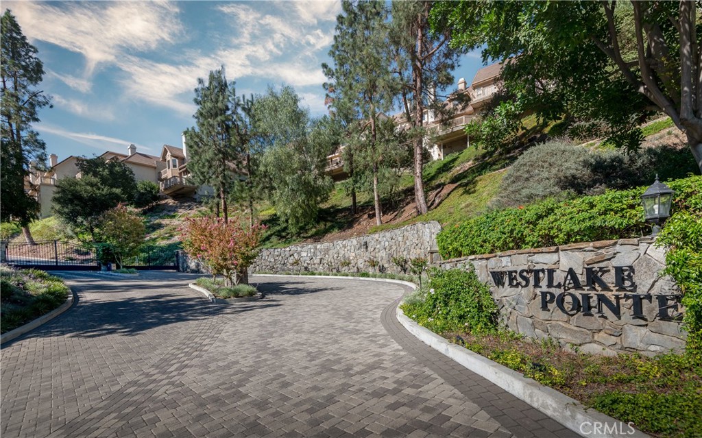 3317 View Pointe Drive