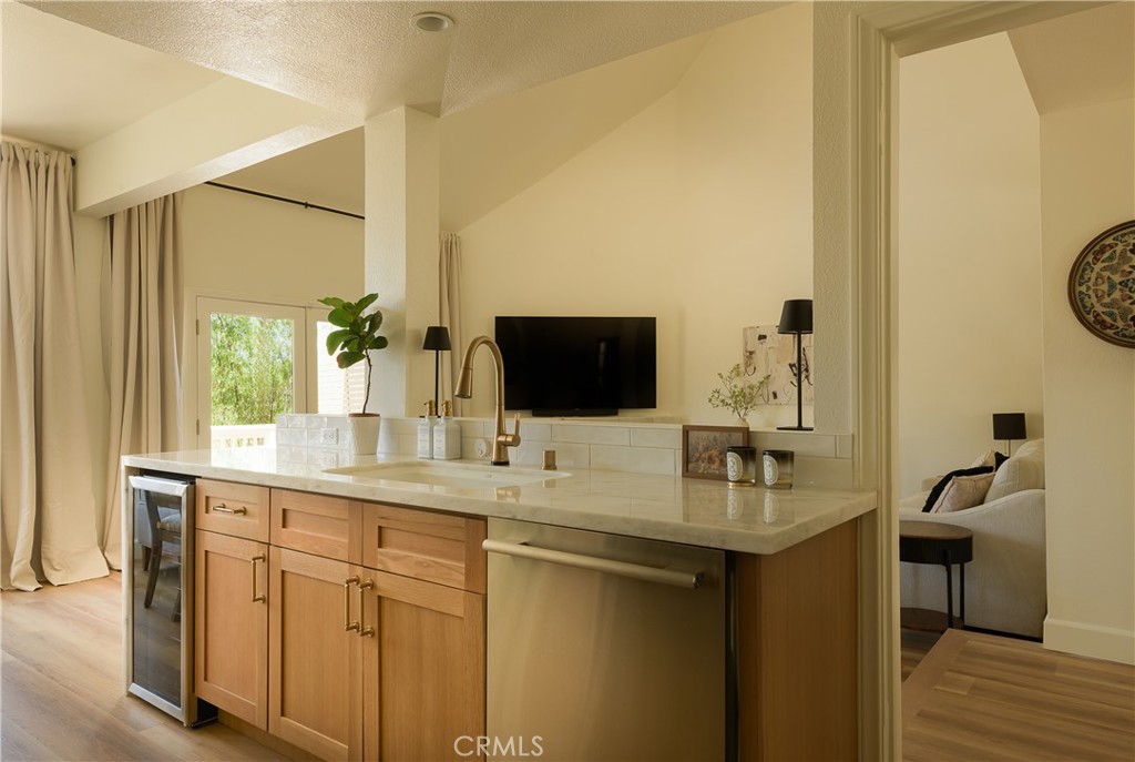3317 View Pointe Drive