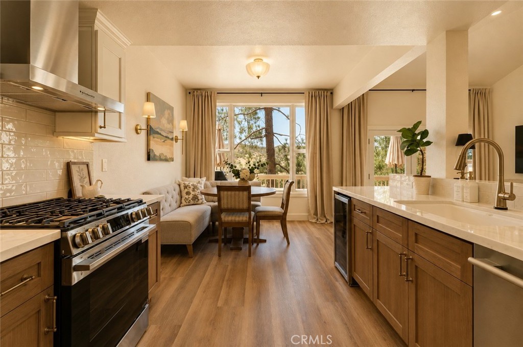 3317 View Pointe Drive