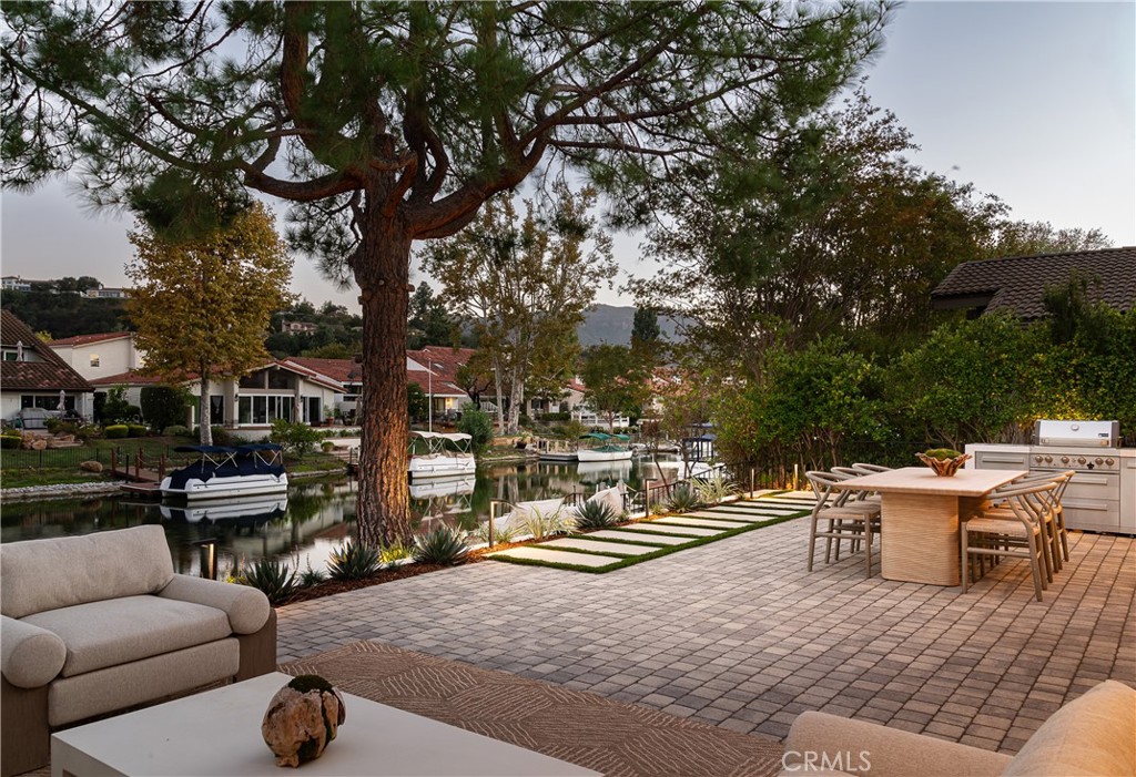 3832 Mainsail Circle