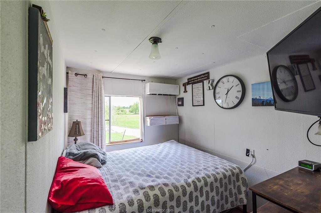 835 County Road 182