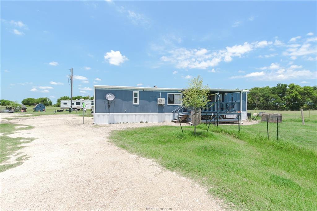 835 County Road 182