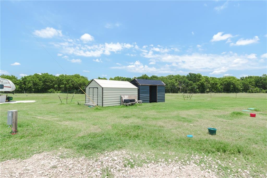 835 County Road 182