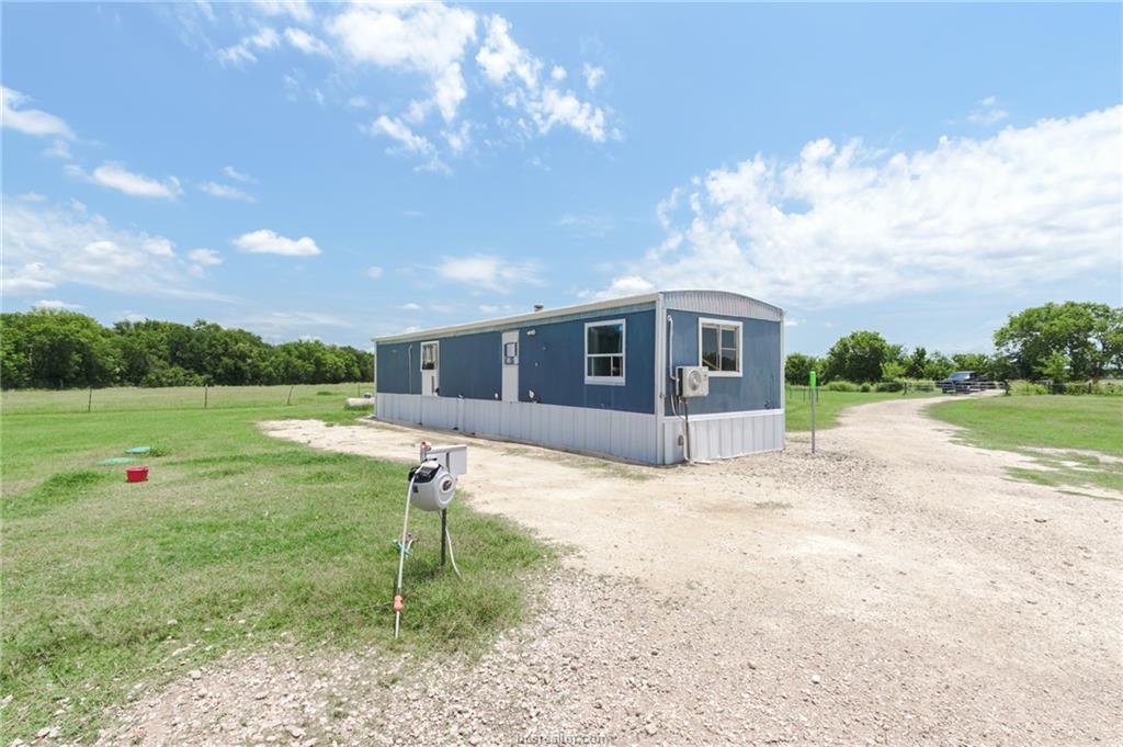 835 County Road 182