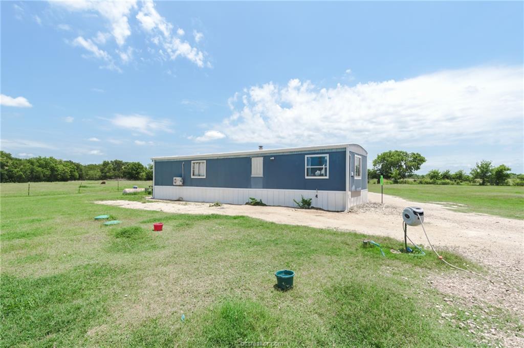 835 County Road 182