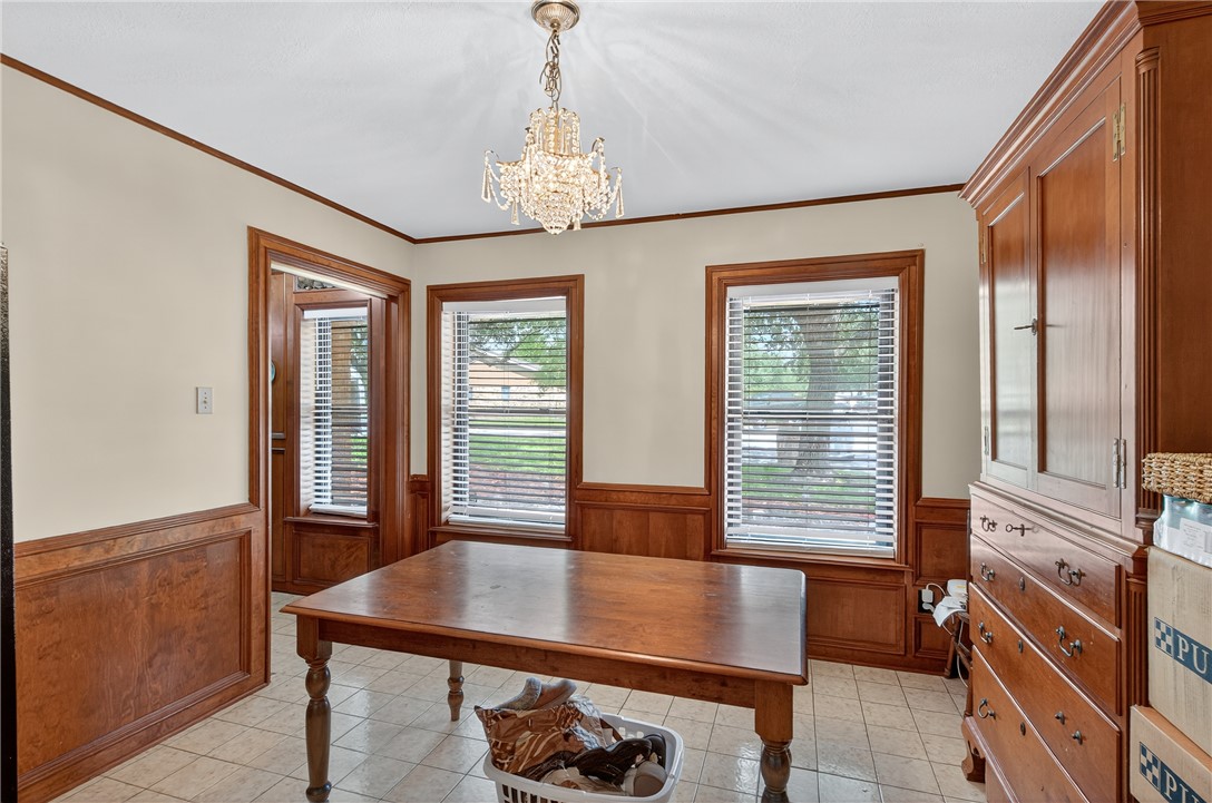 3501 Broad Oak Circle