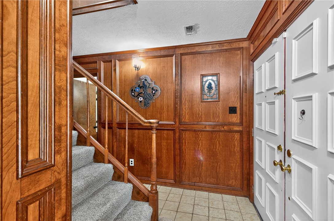 3501 Broad Oak Circle