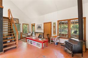 1301 Private Road 3591