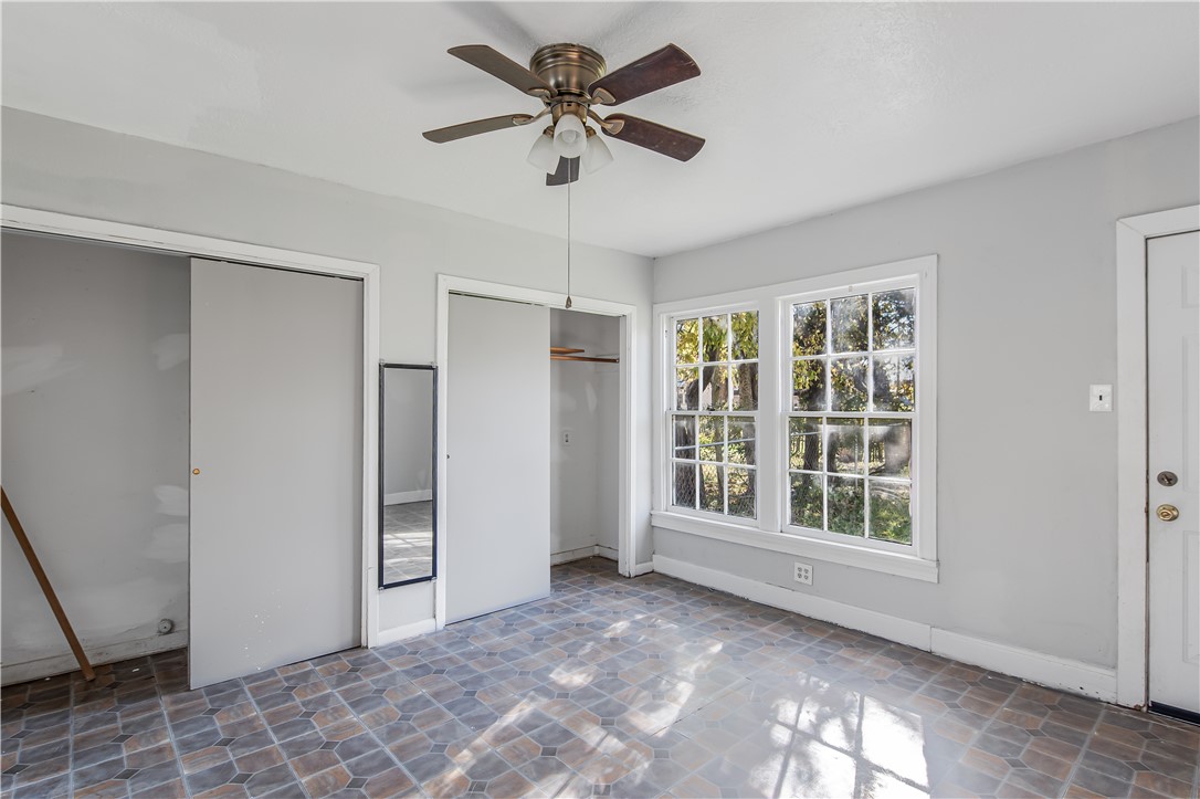 1207 East 27th Street