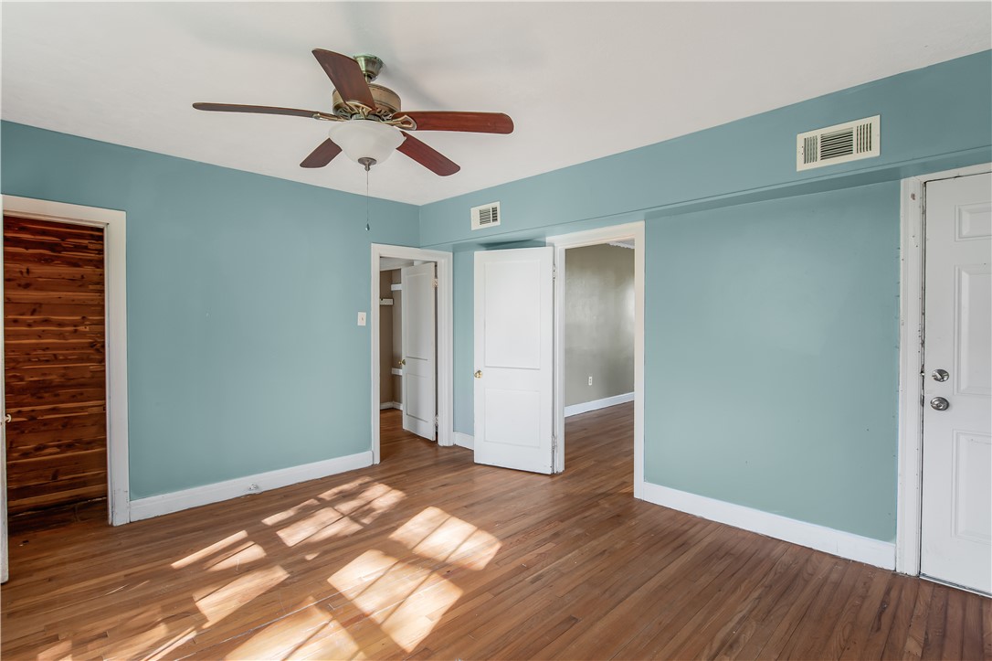 1207 East 27th Street