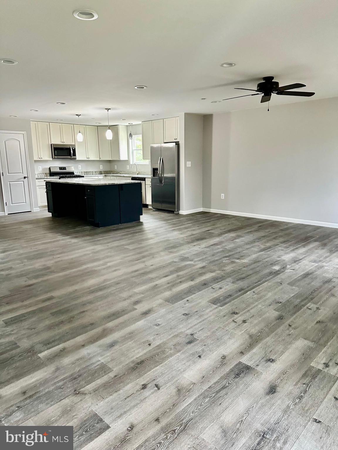 105-B SW Main Ave