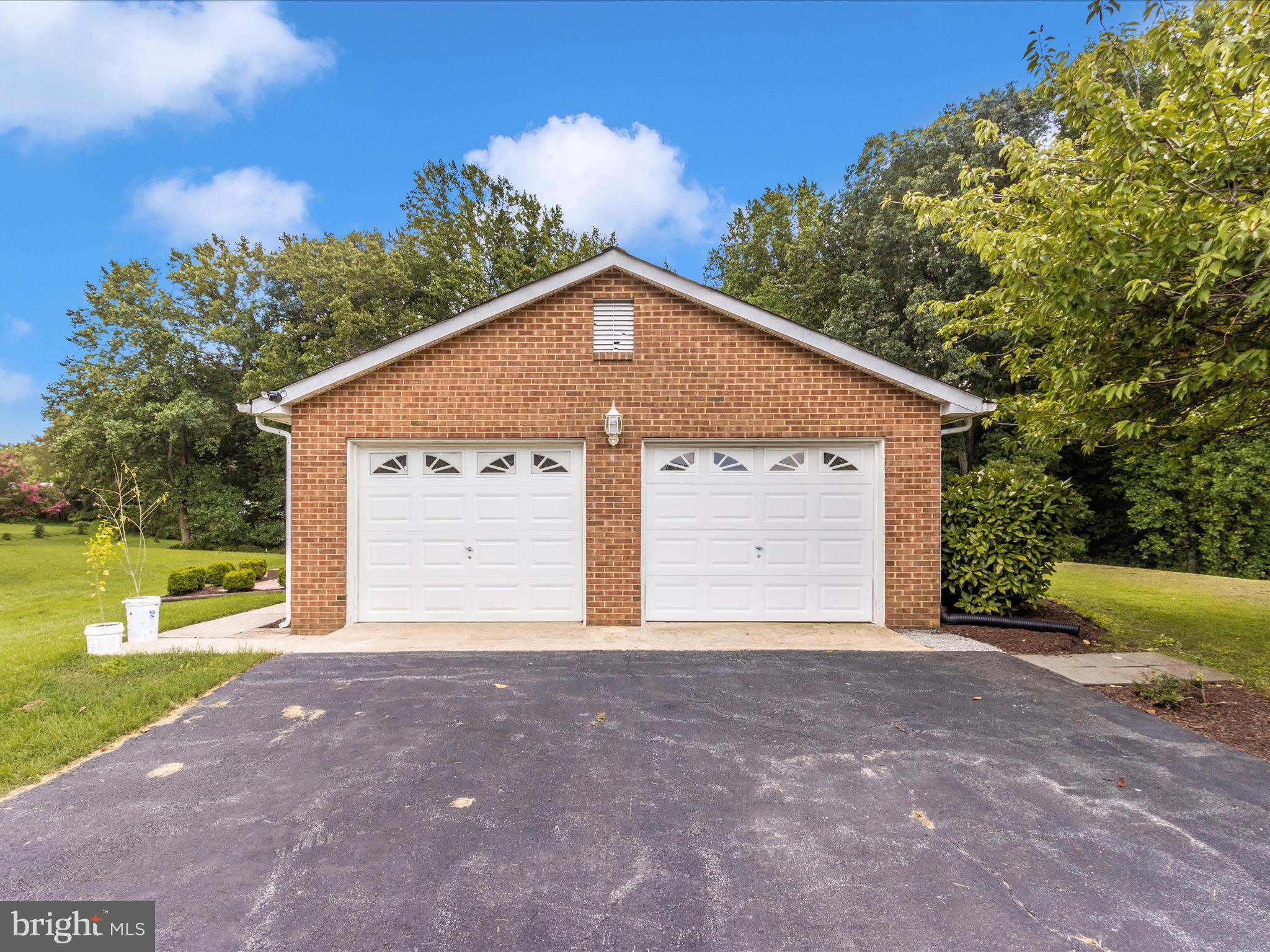 6410 Dant Dr