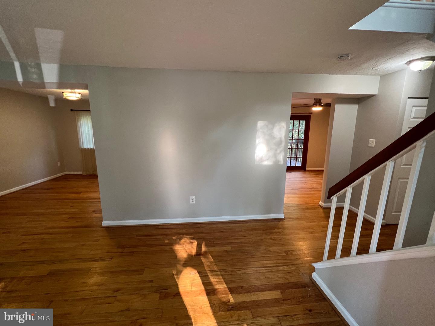 9579 Landbreeze Row