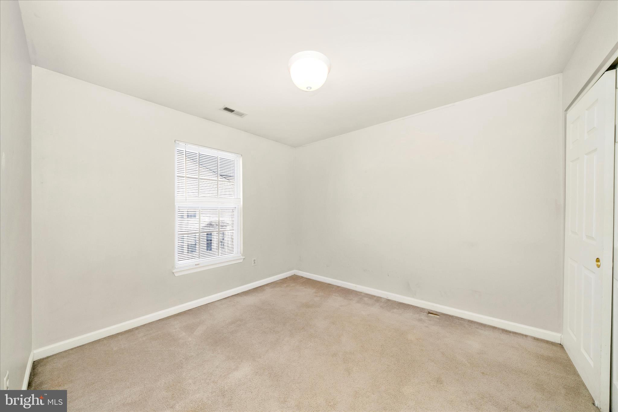 7704 ENGLISH OAK CIRCLE 10