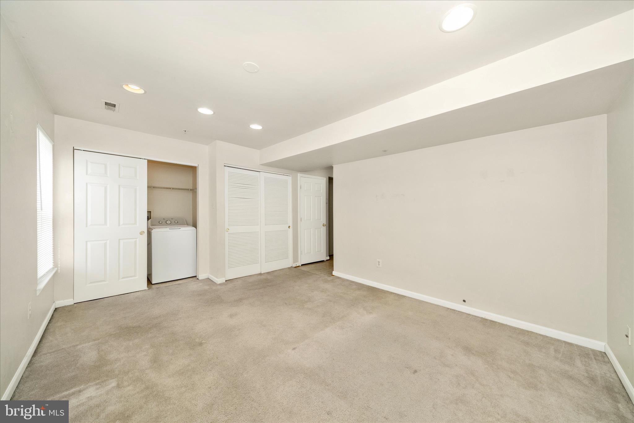 7704 ENGLISH OAK CIRCLE 10