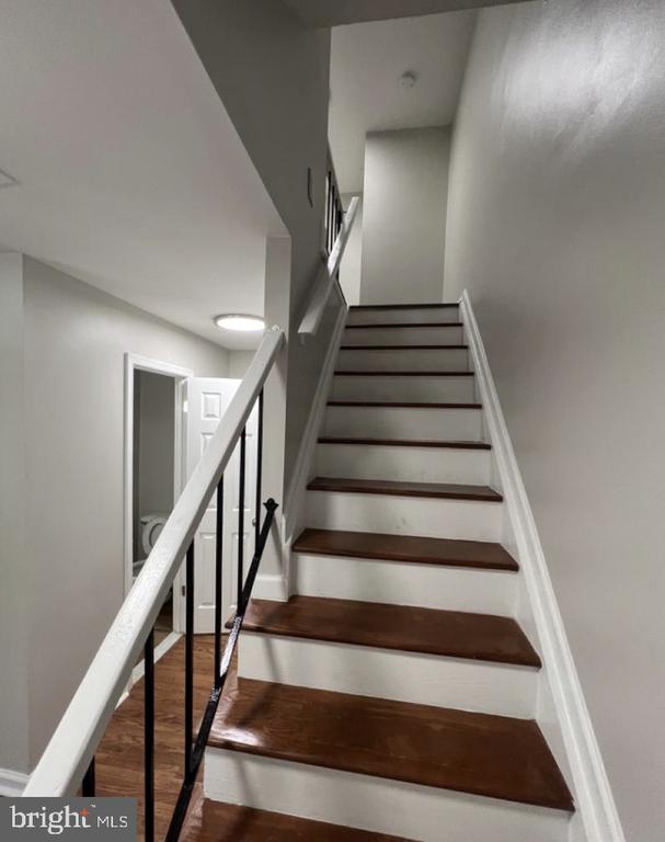 5748 YELLOWROSE COURT