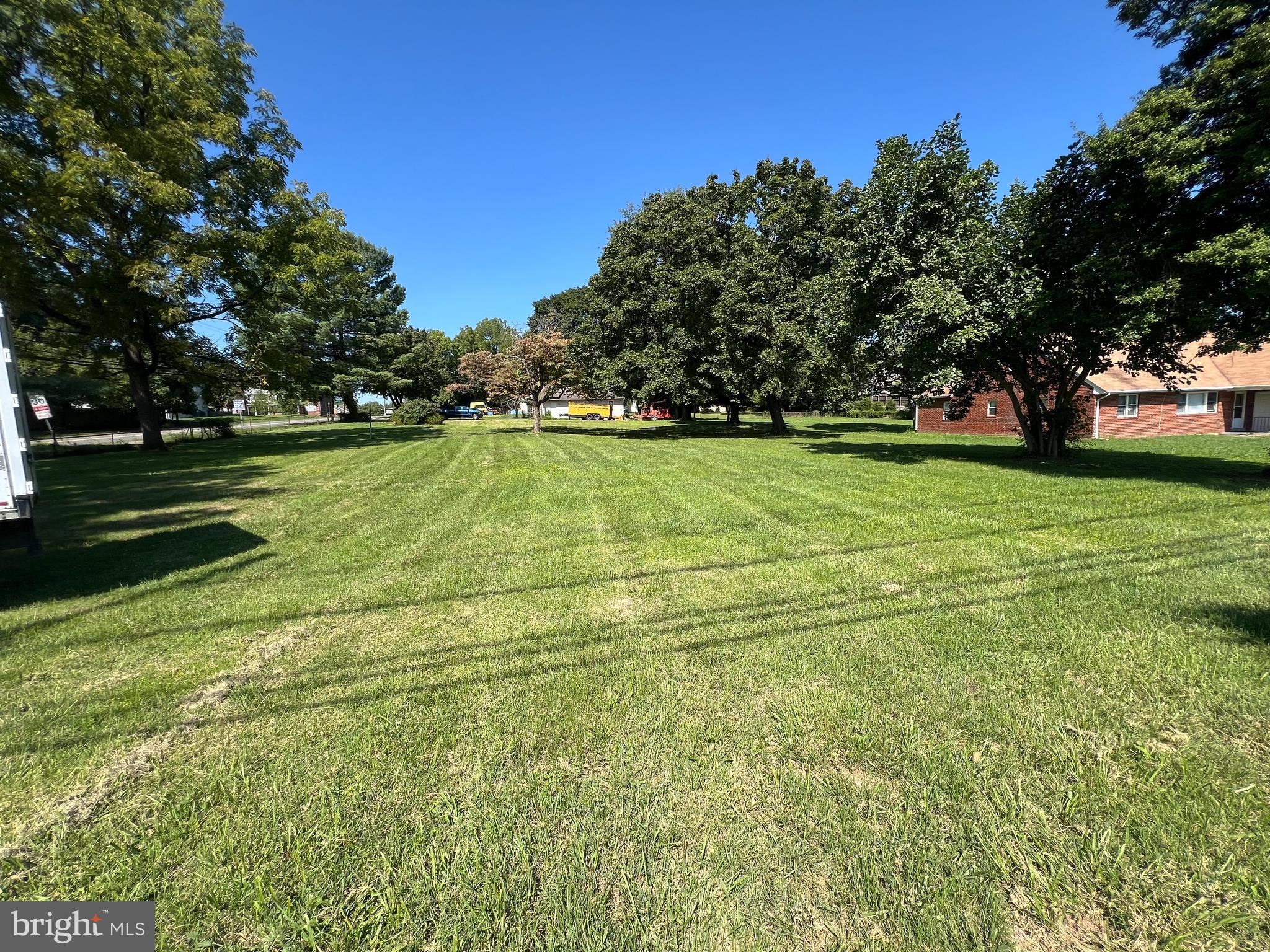 13707 Notley Rd