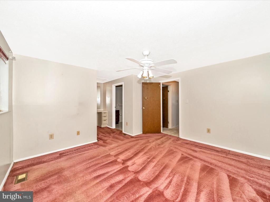 378 Possum Ct