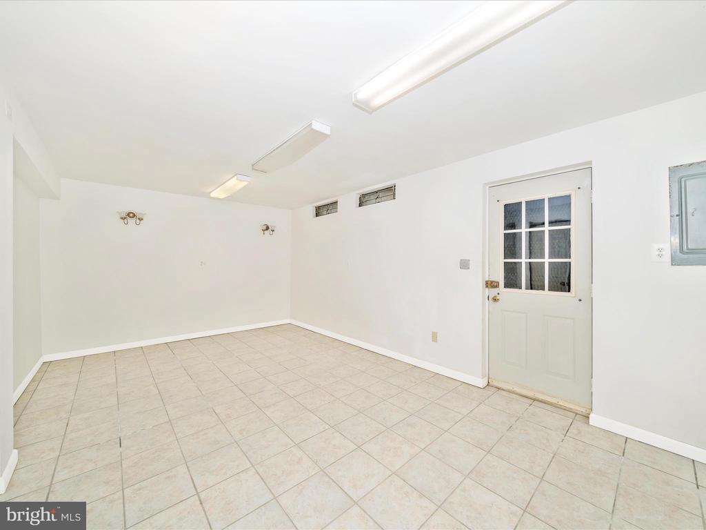 378 Possum Ct
