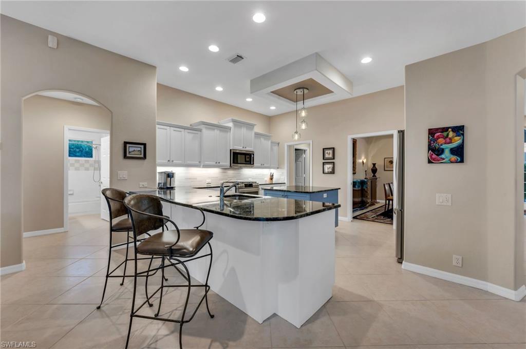 11004 Longshore WAY W