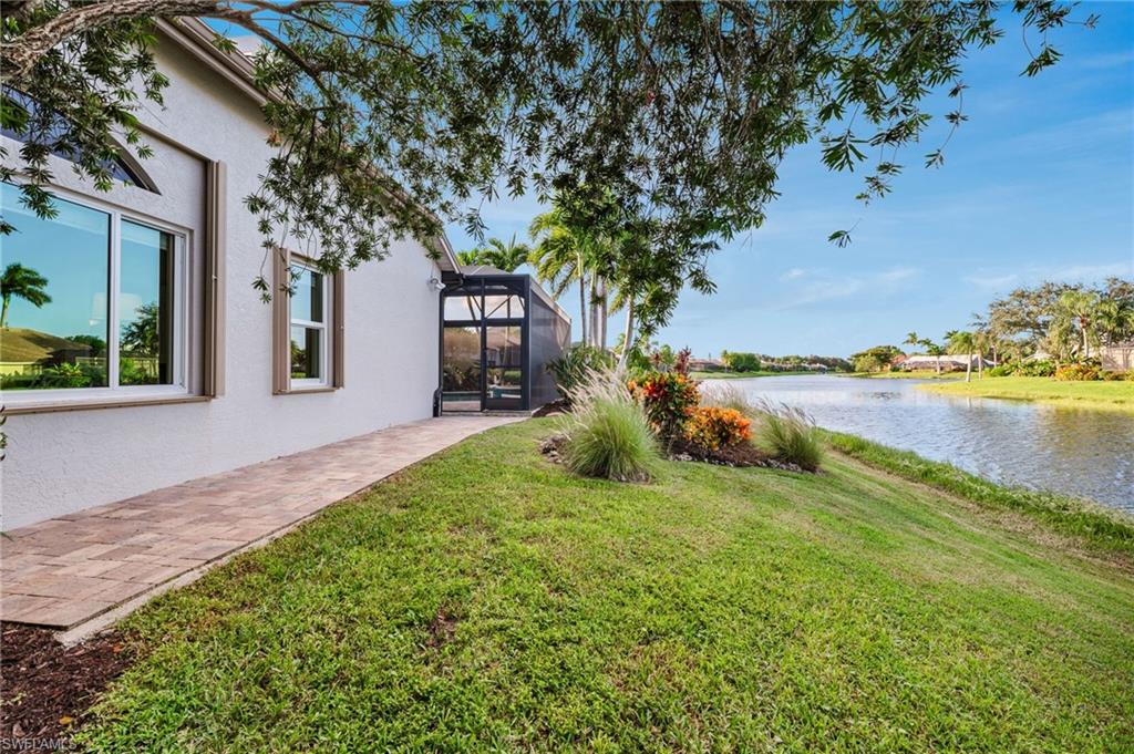 11004 Longshore WAY W