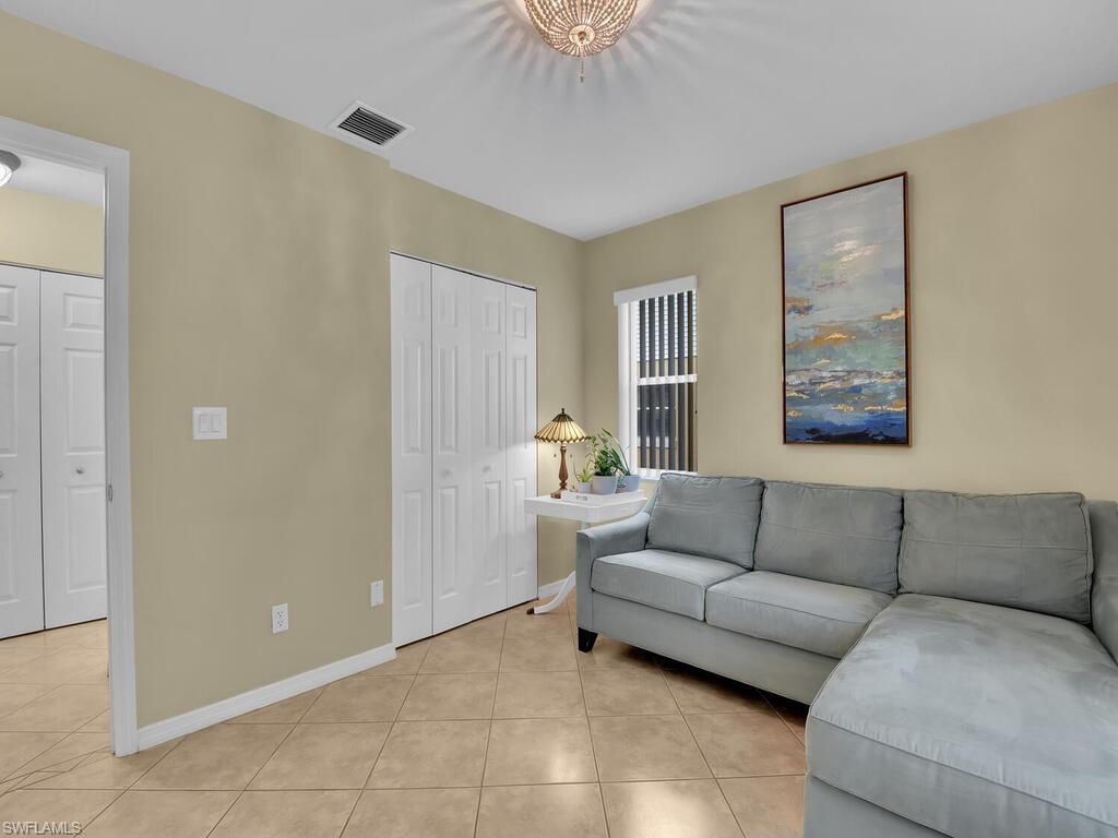 144 Pebble Shores DR # 204 Unit: 9-204